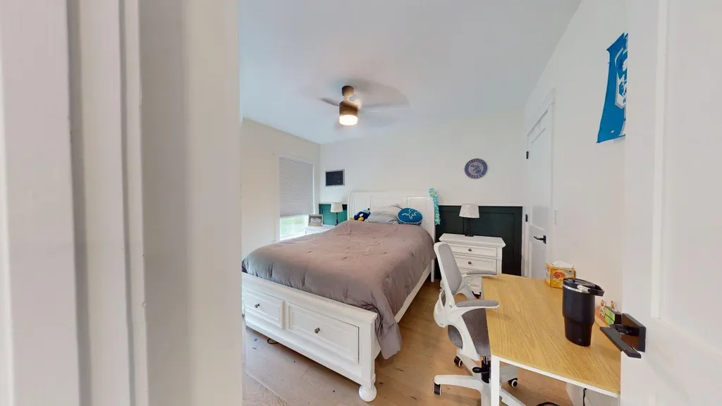 20 Emerald Drive Hampden ME 04444