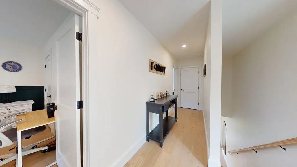 20 Emerald Drive Hampden ME 04444