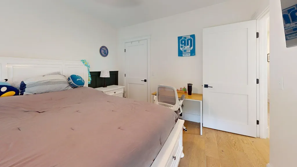20 Emerald Drive Hampden ME 04444
