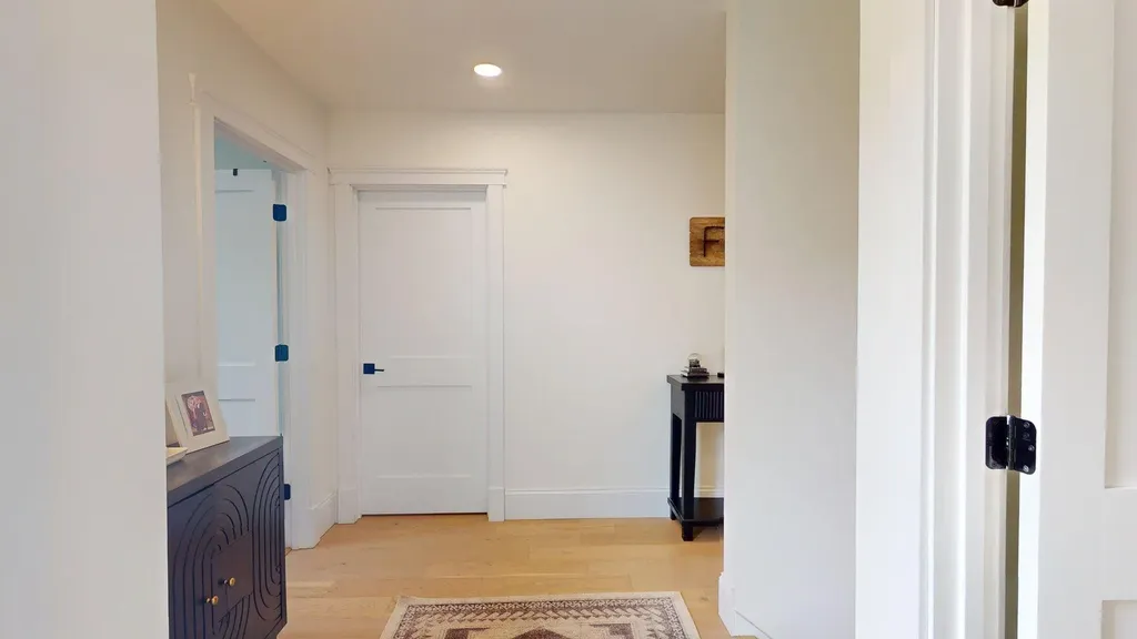 20 Emerald Drive Hampden ME 04444