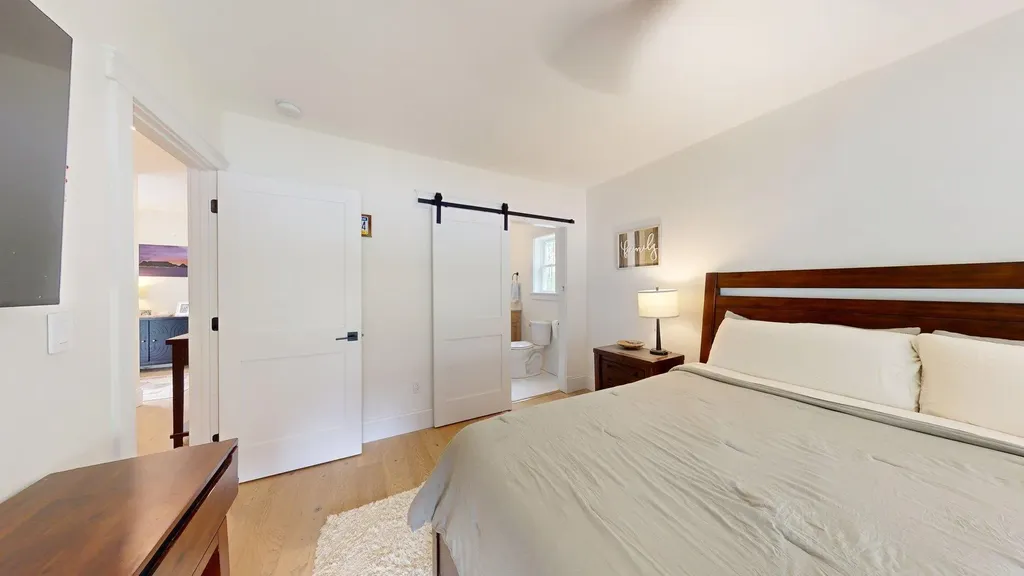 20 Emerald Drive Hampden ME 04444
