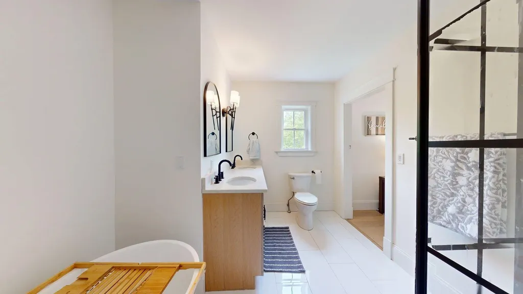 20 Emerald Drive Hampden ME 04444