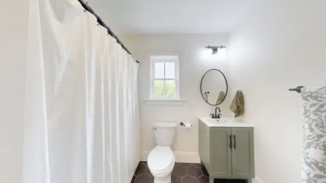 20 Emerald Drive Hampden ME 04444