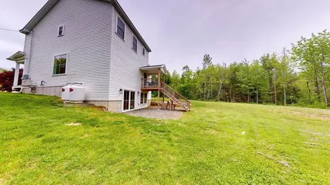 20 Emerald Drive Hampden ME 04444