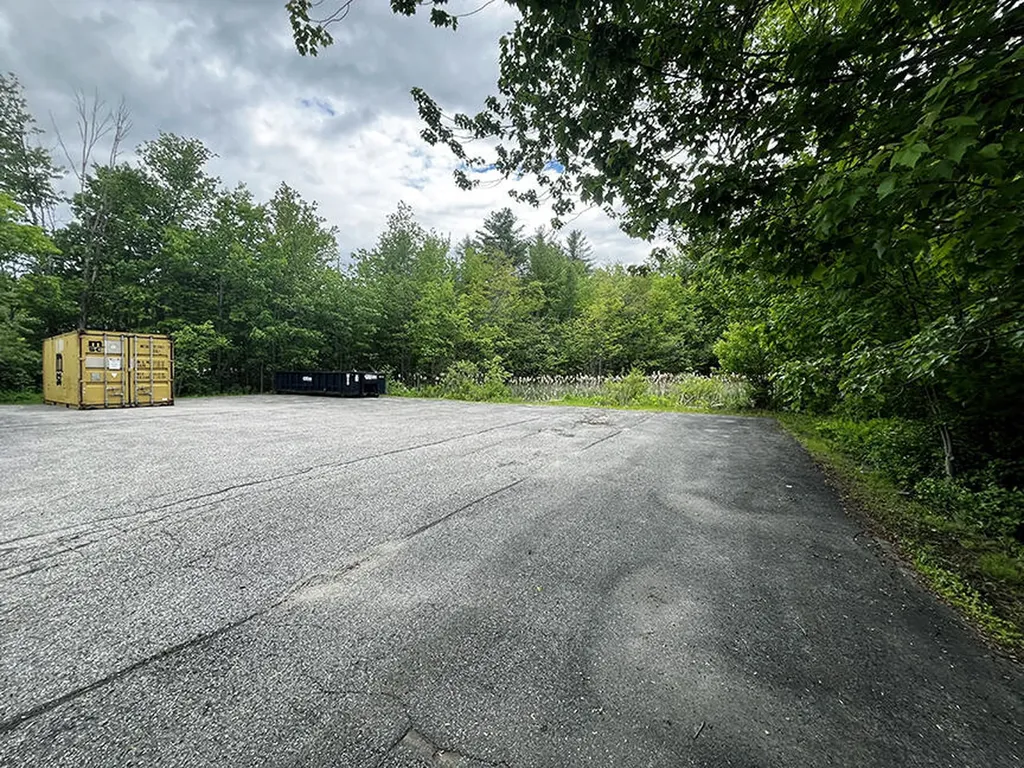 328 Rodman Road Auburn ME 04210