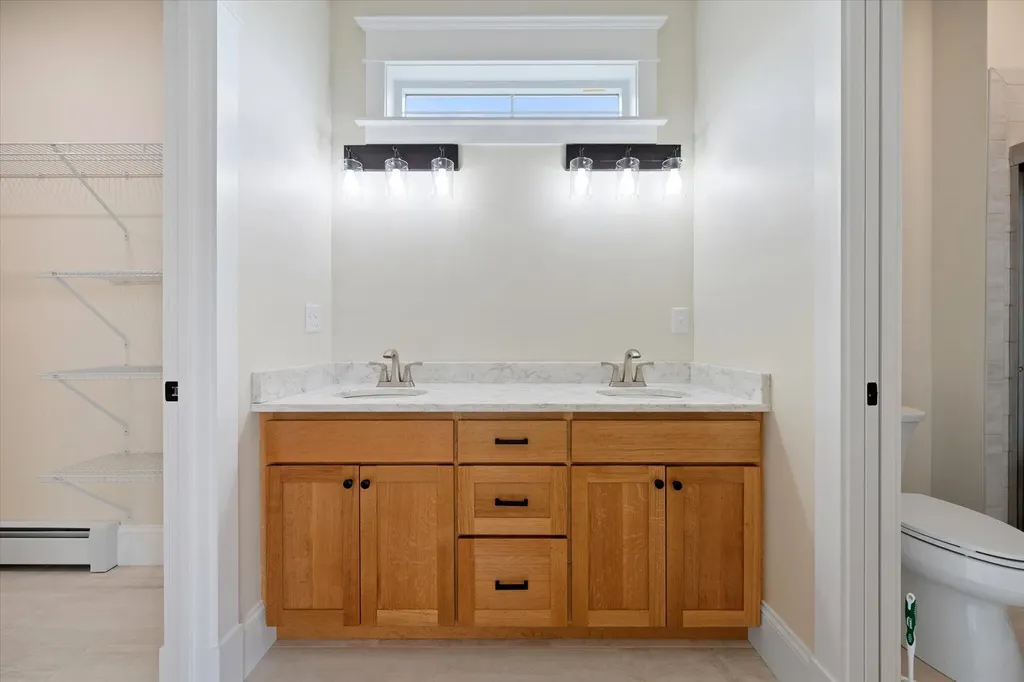 19 Galway Drive Veazie ME 04401