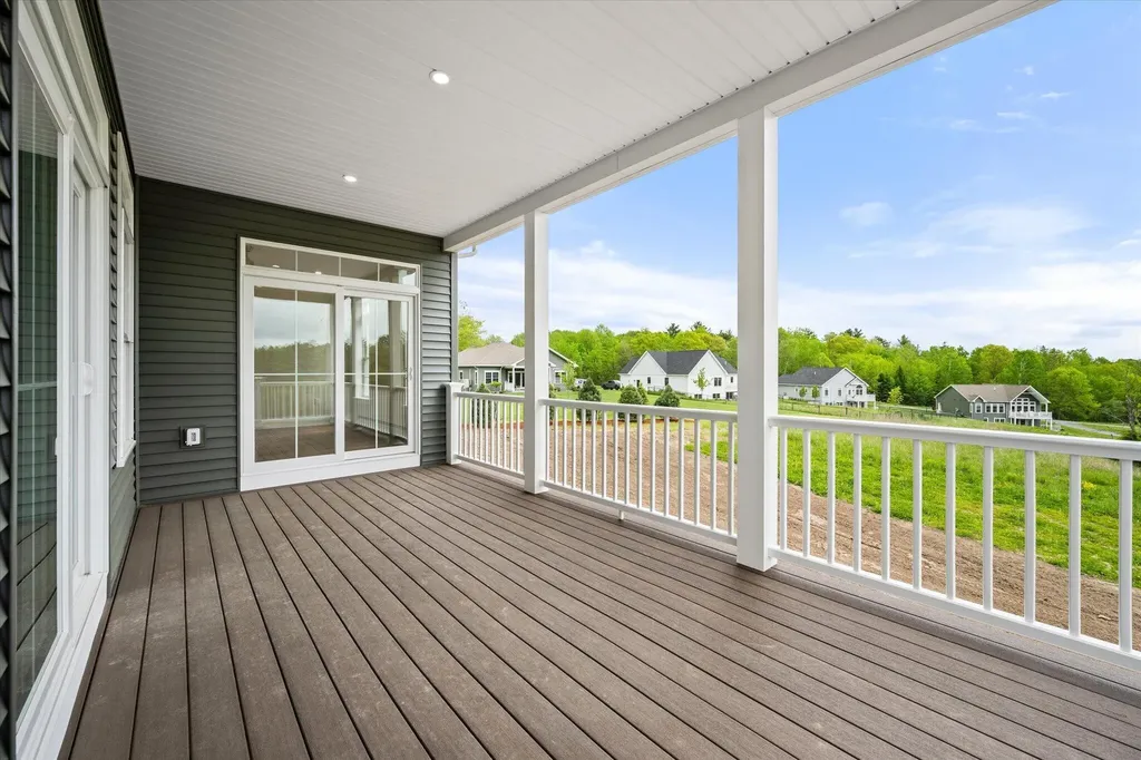 19 Galway Drive Veazie ME 04401