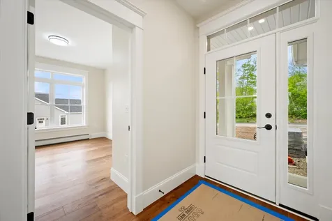 19 Galway Drive Veazie ME 04401