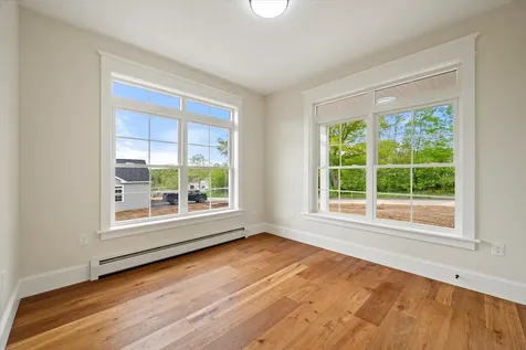 19 Galway Drive Veazie ME 04401