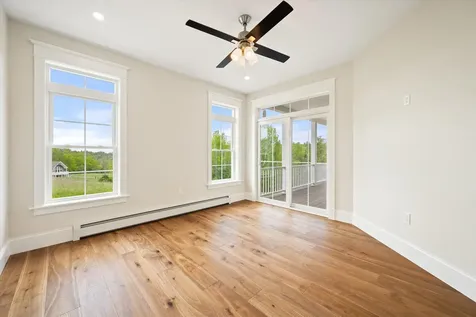 19 Galway Drive Veazie ME 04401
