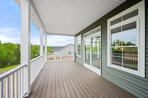 19 Galway Drive Veazie ME 04401