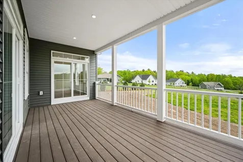 19 Galway Drive Veazie ME 04401