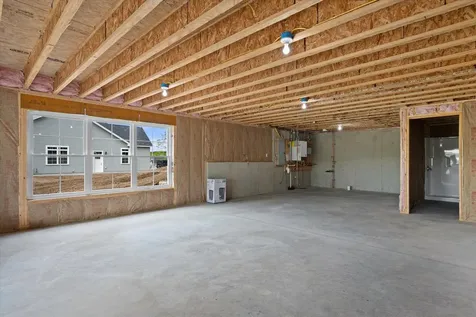 19 Galway Drive Veazie ME 04401
