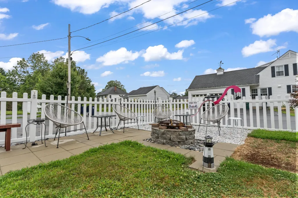 180 Graham Street Biddeford ME 04005