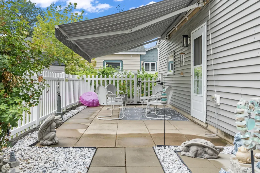 180 Graham Street Biddeford ME 04005
