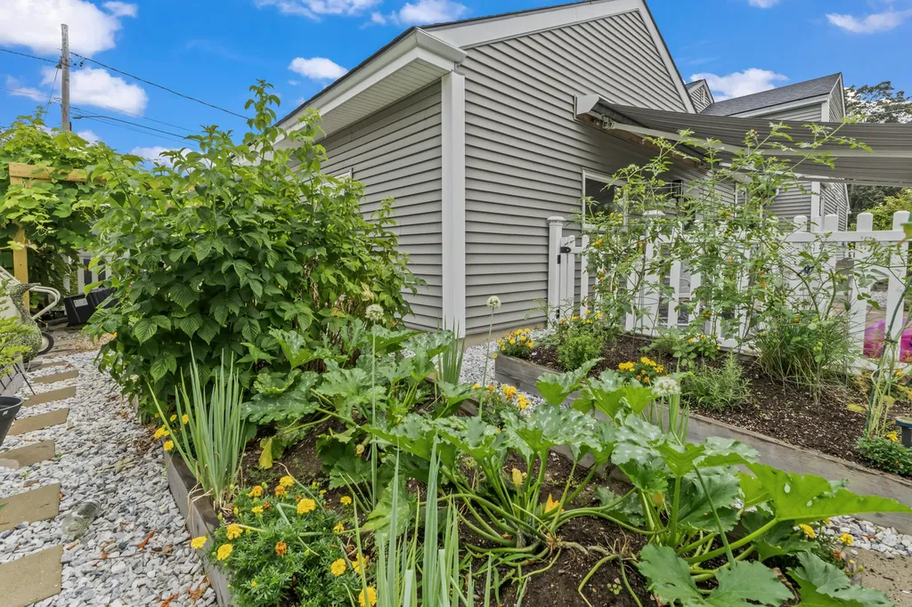 180 Graham Street Biddeford ME 04005