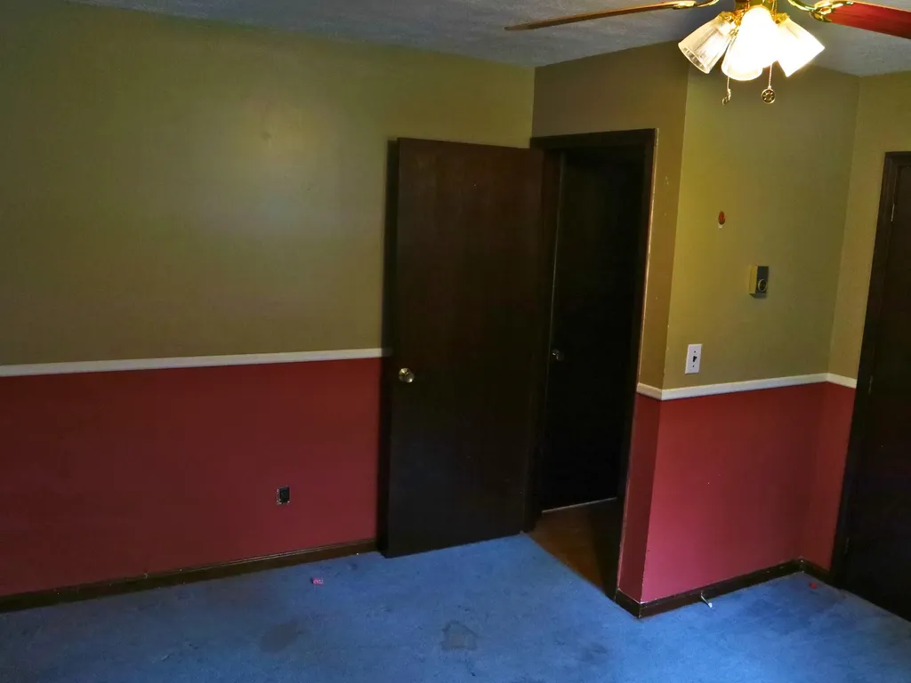 1233 Turner Street Auburn ME 04210