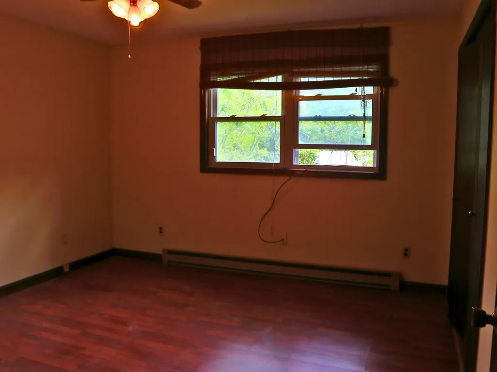 1233 Turner Street Auburn ME 04210