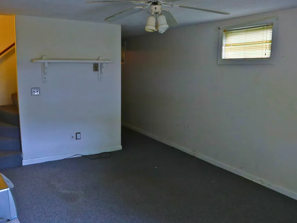 1233 Turner Street Auburn ME 04210