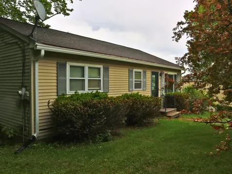 1233 Turner Street Auburn ME 04210