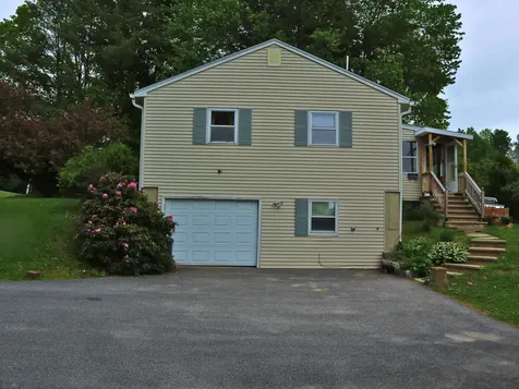 1233 Turner Street Auburn ME 04210