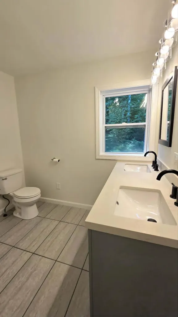6 Nickerson Road Windsor ME 04363