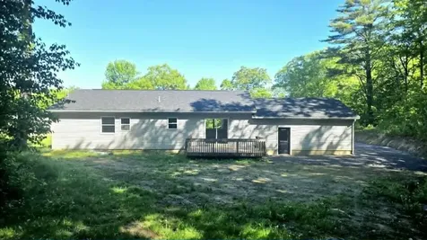 6 Nickerson Road Windsor ME 04363