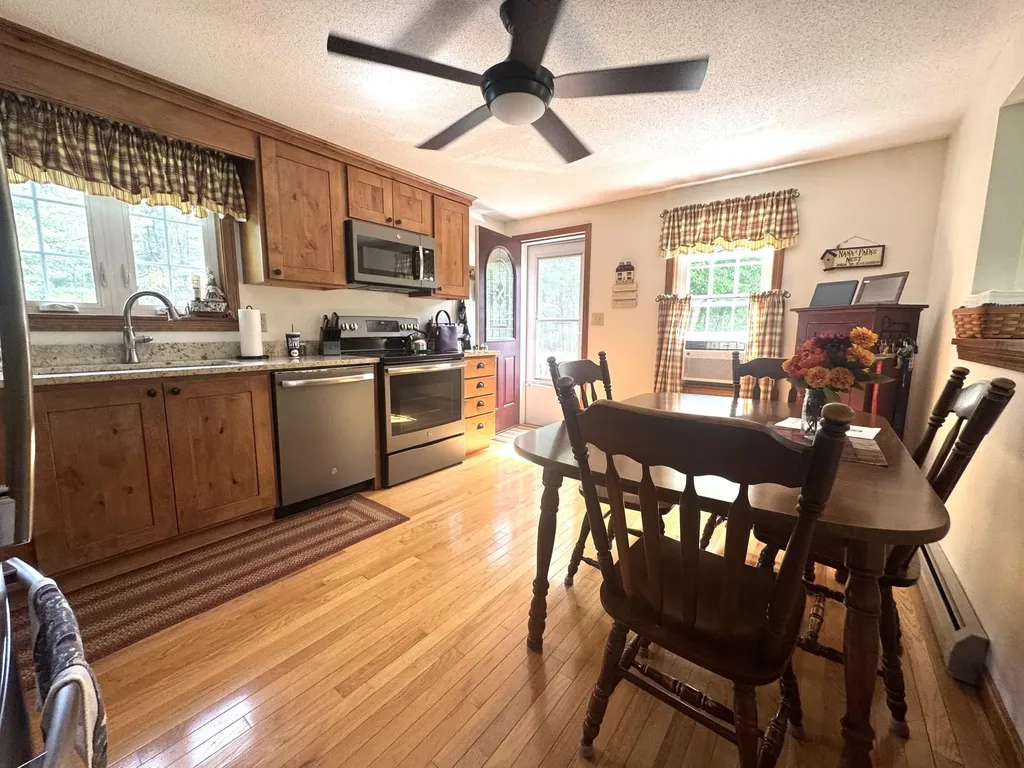28 Kolbe Drive Waterboro ME 04087