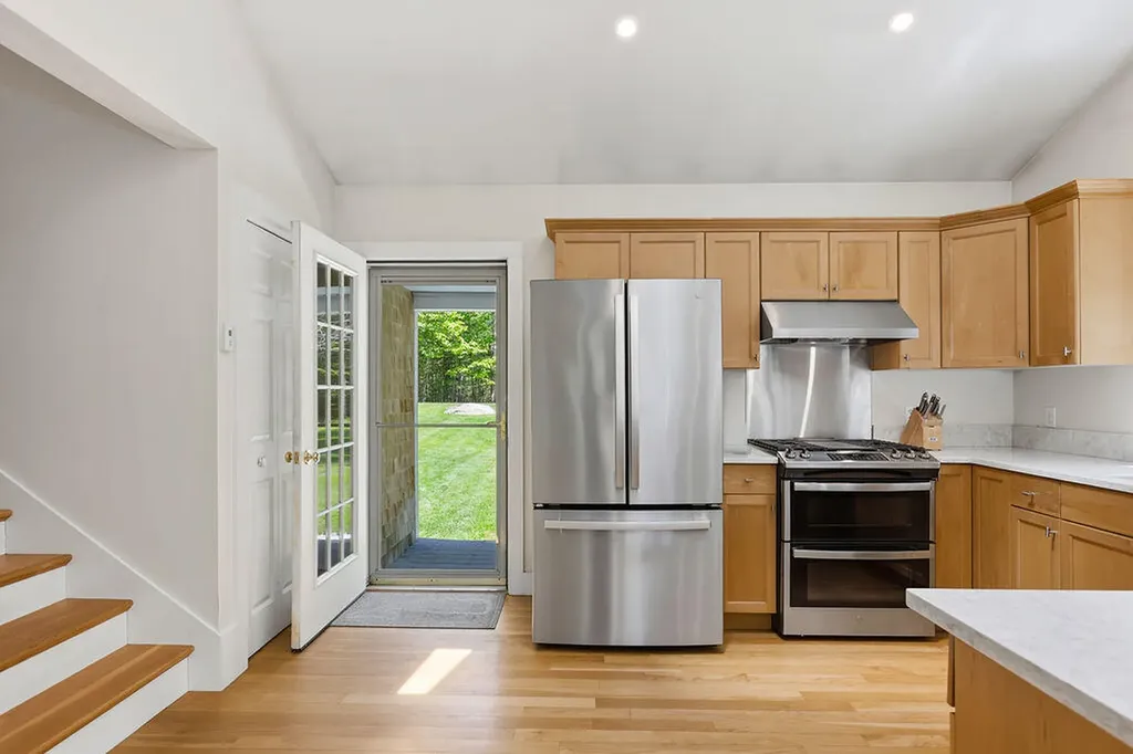91 Oak Ridge Road Kennebunkport ME 04046