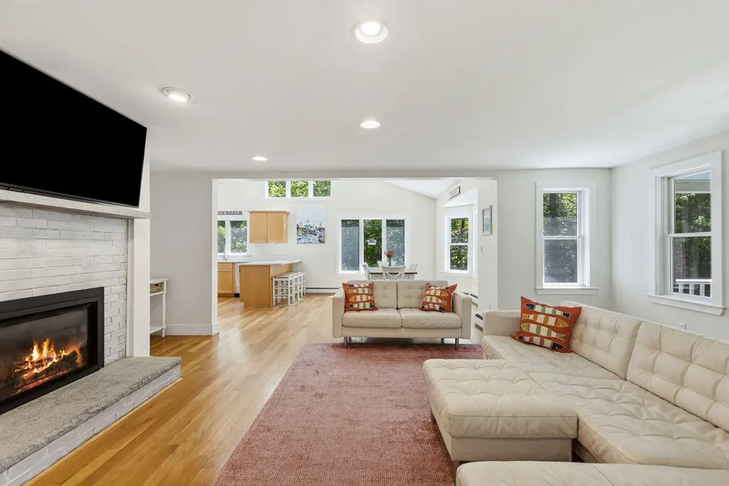 91 Oak Ridge Road Kennebunkport ME 04046