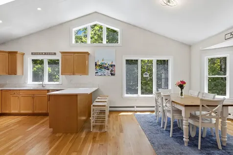 91 Oak Ridge Road Kennebunkport ME 04046
