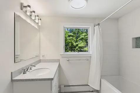 91 Oak Ridge Road Kennebunkport ME 04046