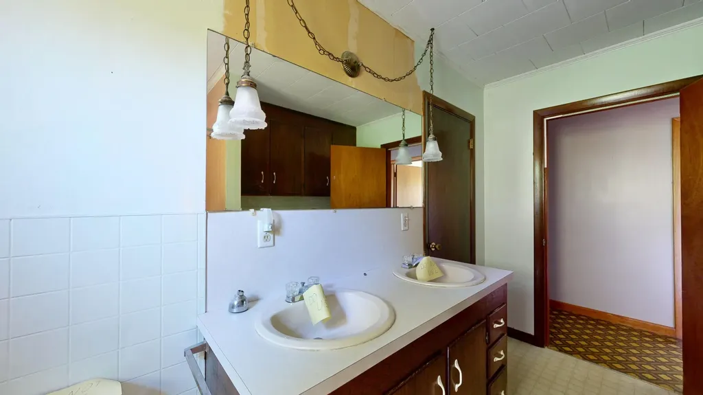 642 River Road Greene ME 04236