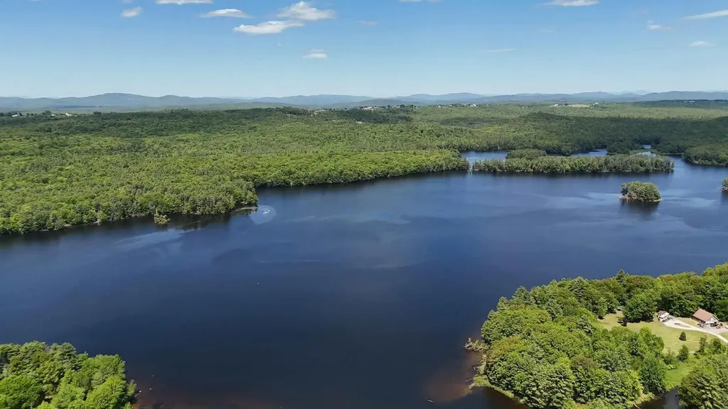 642 River Road Greene ME 04236