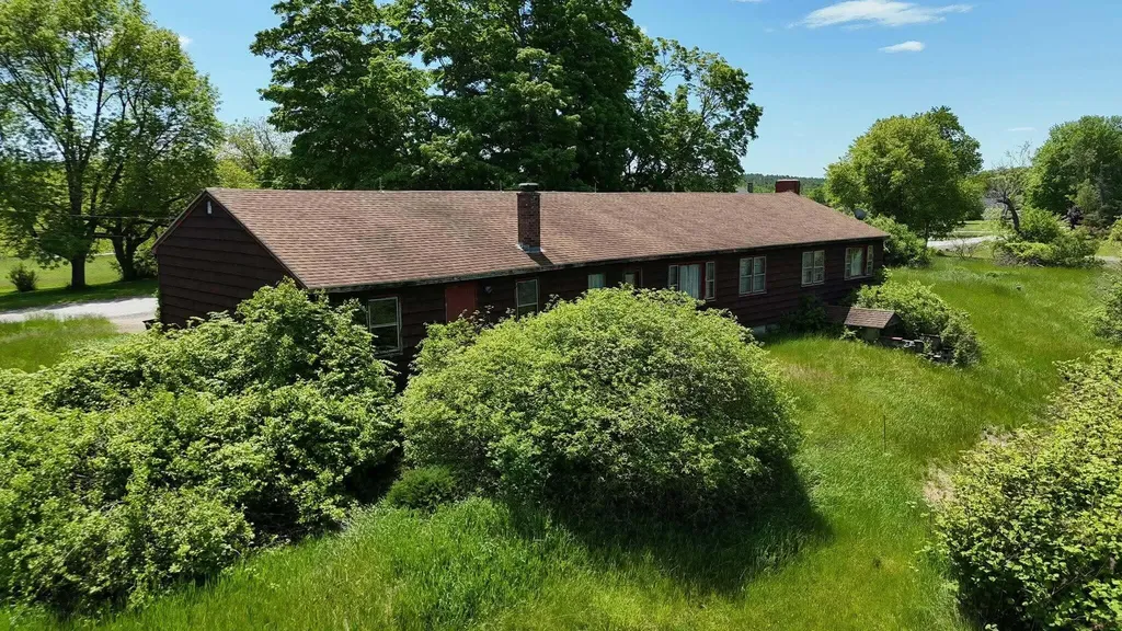 642 River Road Greene ME 04236