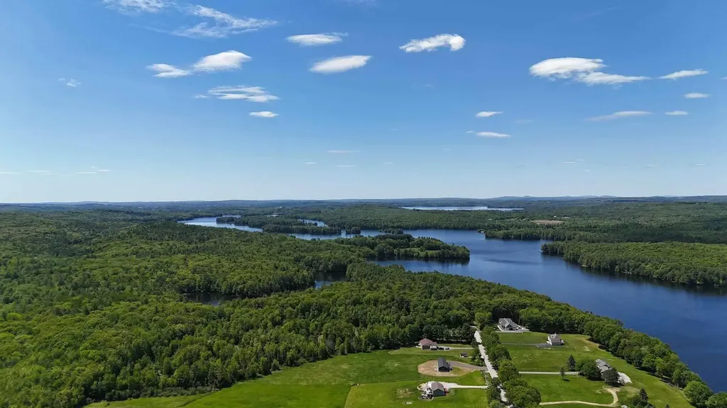 642 River Road Greene ME 04236