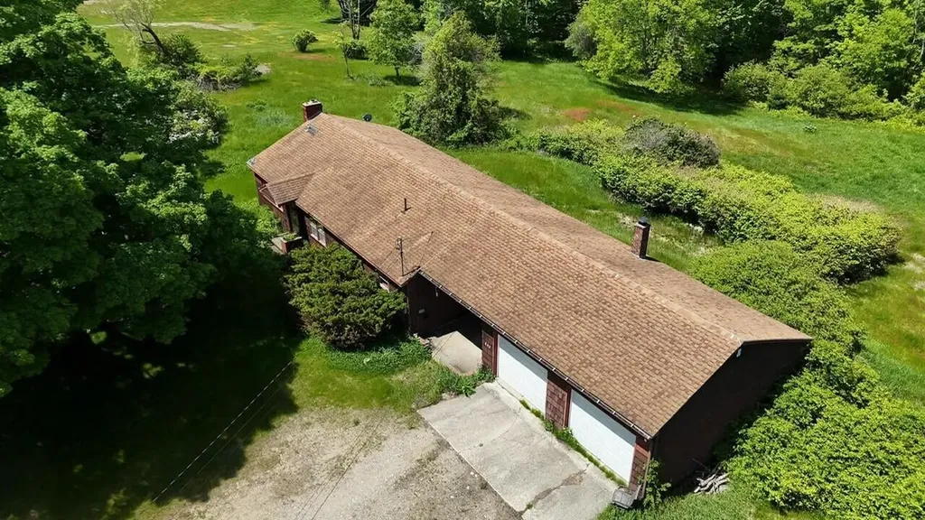642 River Road Greene ME 04236