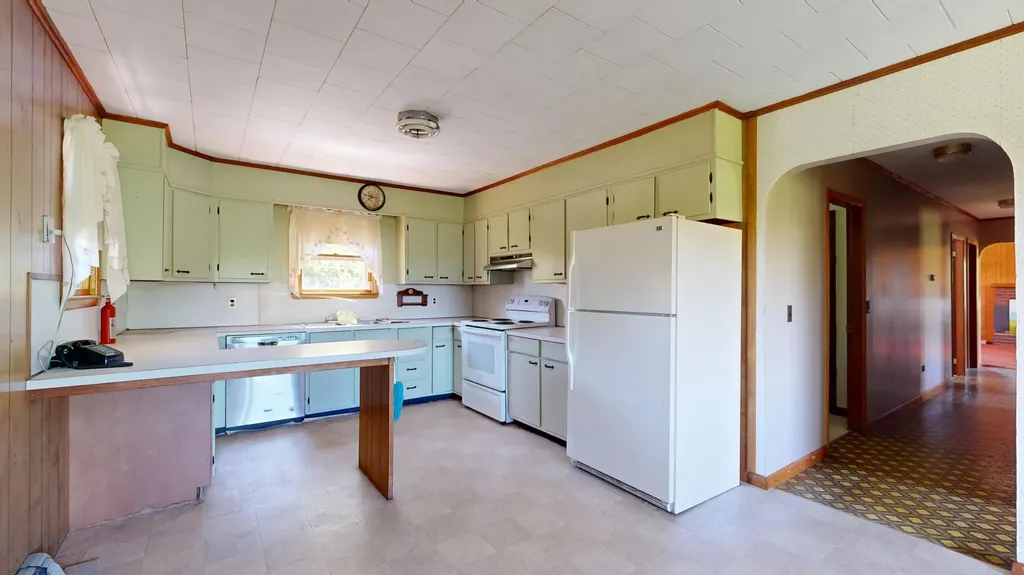 642 River Road Greene ME 04236