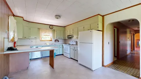 642 River Road Greene ME 04236