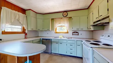 642 River Road Greene ME 04236