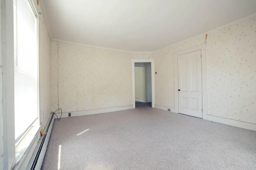 3 Grand Street Augusta ME 04330