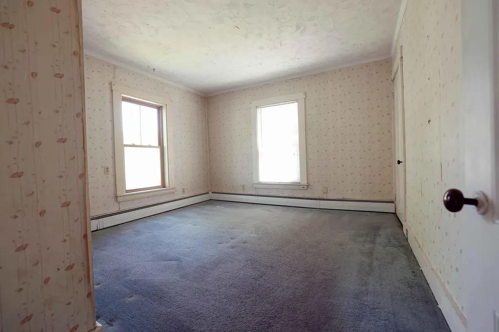 3 Grand Street Augusta ME 04330