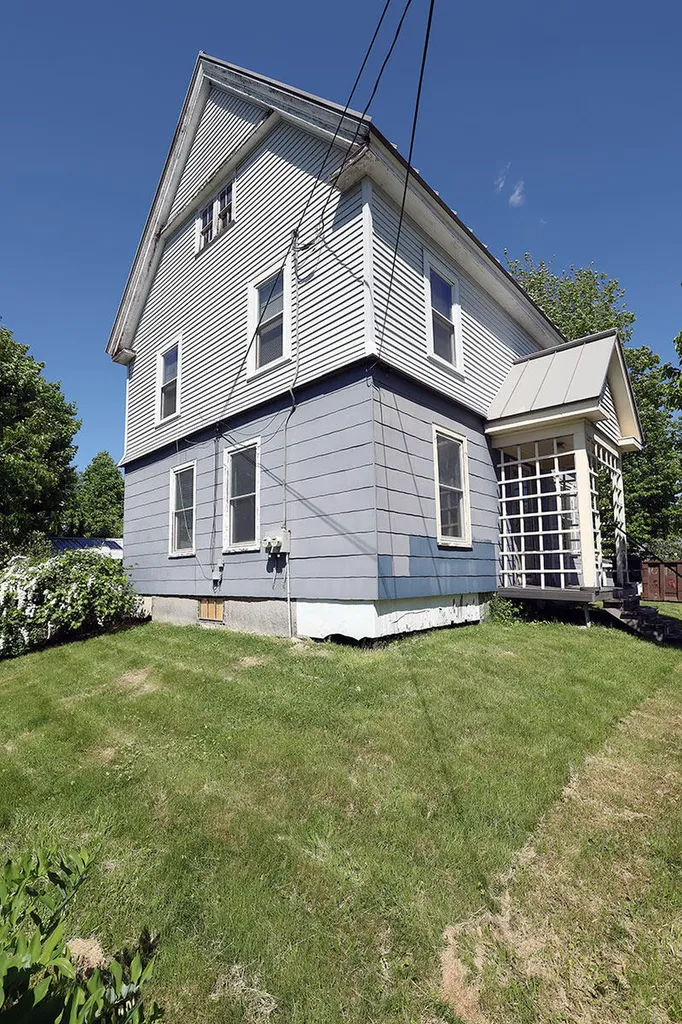 3 Grand Street Augusta ME 04330