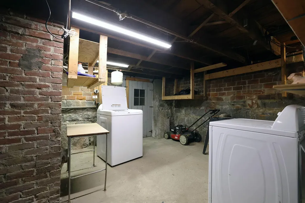 3 Grand Street Augusta ME 04330