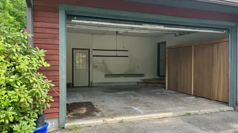 48 Hilltop Avenue Lewiston ME 04240