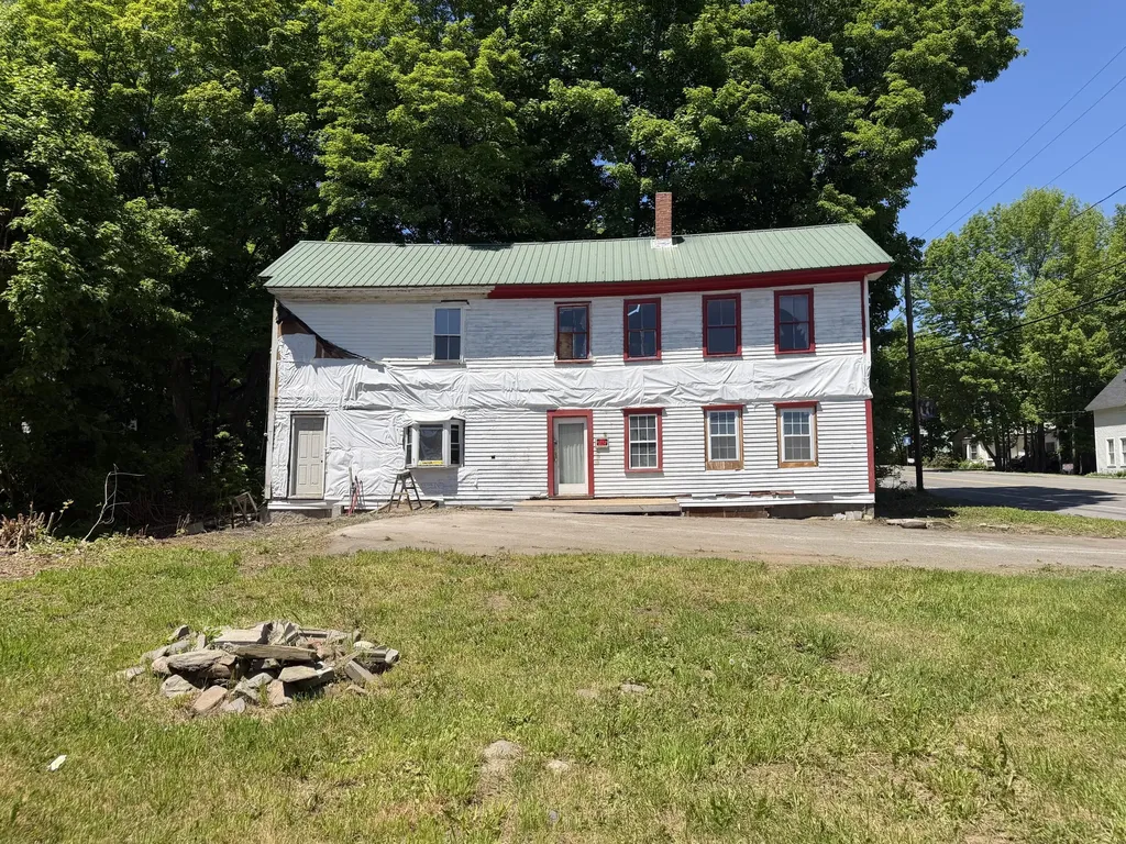 245 E Main Street Dover-foxcroft ME 04426