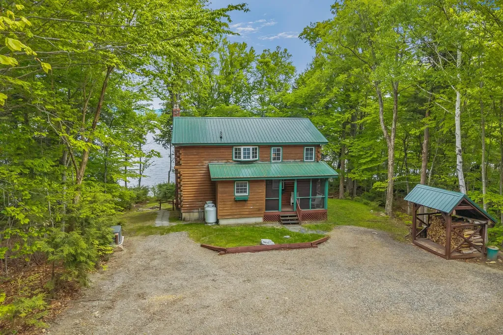 266 S Cove Road Willimantic ME 04443