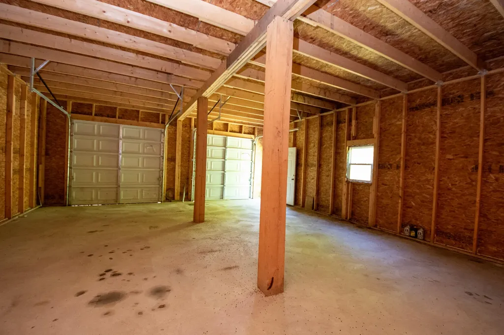 131 Gales Road Abbot ME 04406