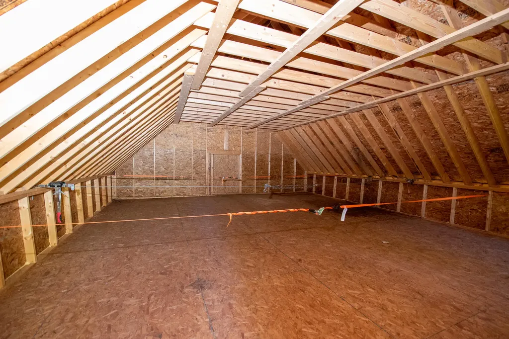 131 Gales Road Abbot ME 04406