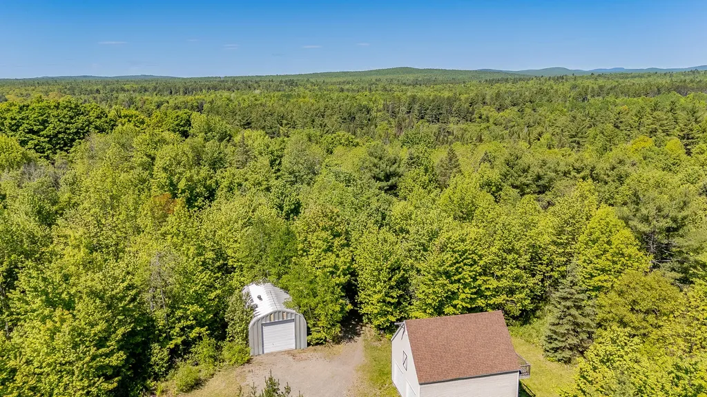 131 Gales Road Abbot ME 04406